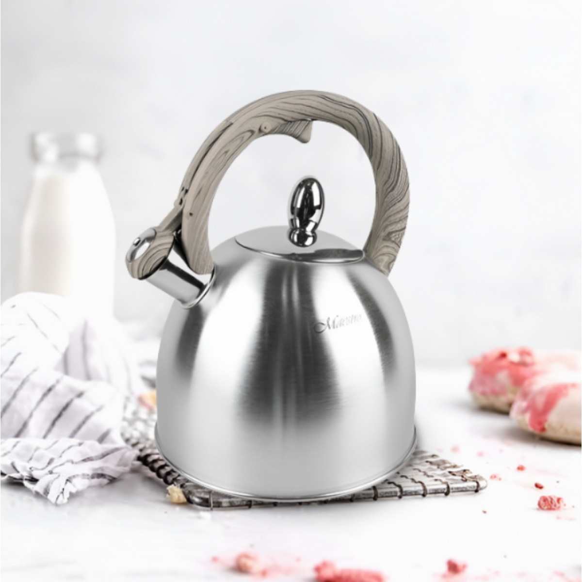 Чайник нержавеющий Maestro 2.5л (MR-1312) Чайник нержавеющий Maestro 2.5л (MR-1312)