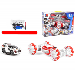 Машина на радиоуправлении Torsion gesture control (UD 2195 A) красная - - оборудована яркой подсветкой и воспроизводит звуковые эффекты.