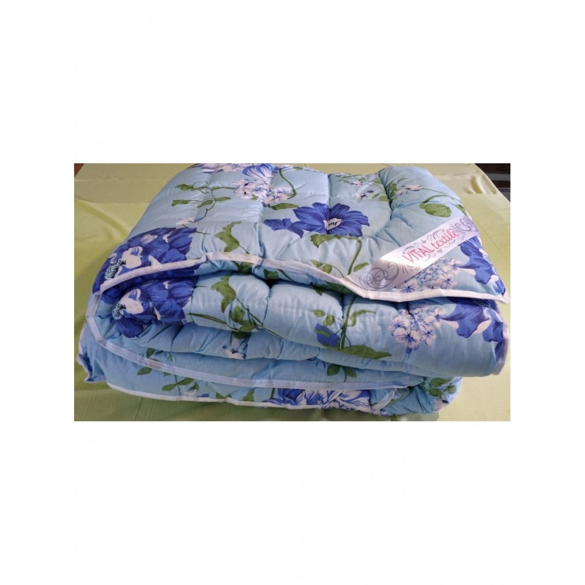 Одеяло евро Искусственная шерсть VITAL-TEXTIL синие цветы Gold 200*220 Одеяло евро Искусственная шерсть VITAL-TEXTIL синие цветы Gold 200*220