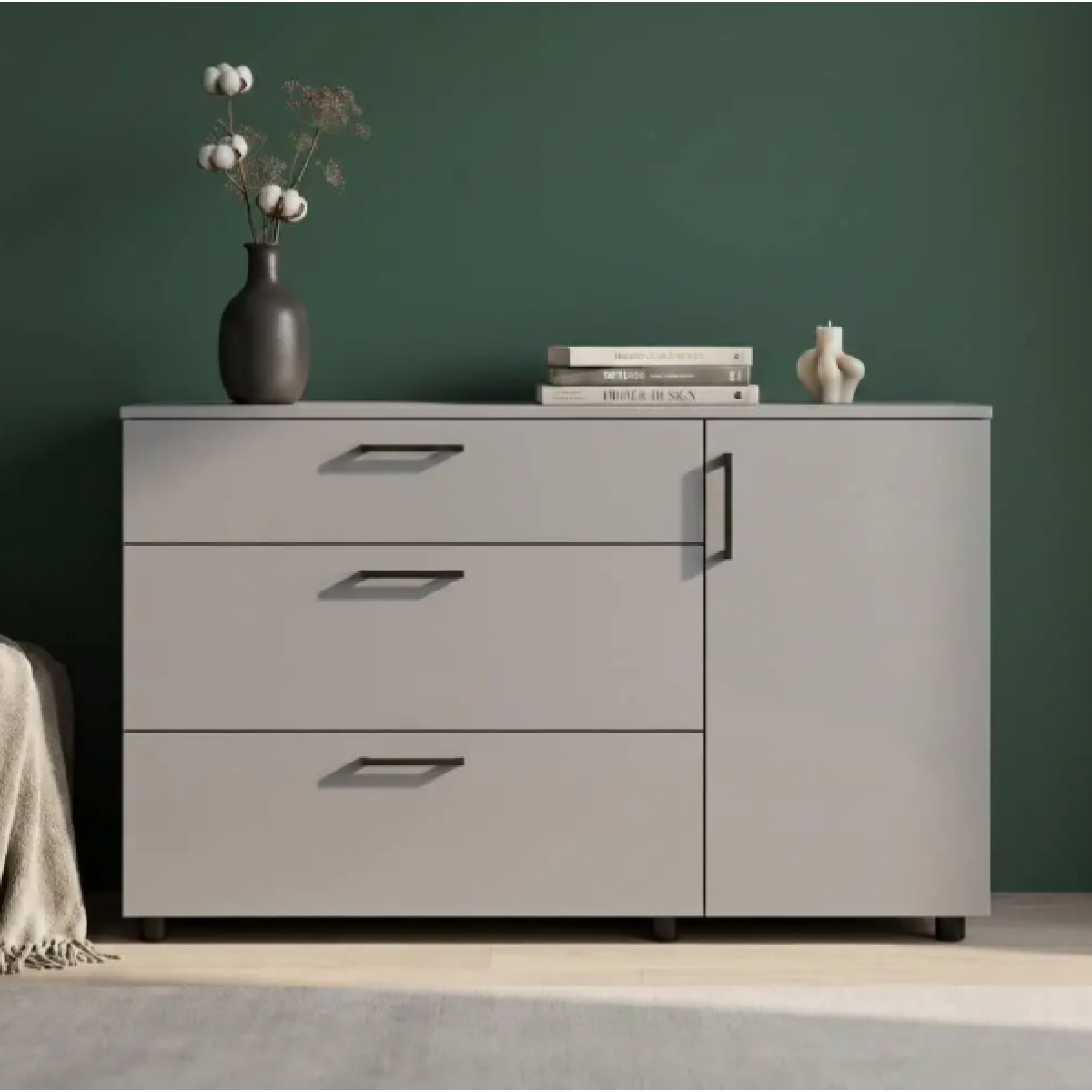 Комод Doros Торн Серый 3Ш/1Д 135х51,6х80 (41510183) Комод Doros Торн Серый 3Ш/1Д 135х51,6х80 (41510183)